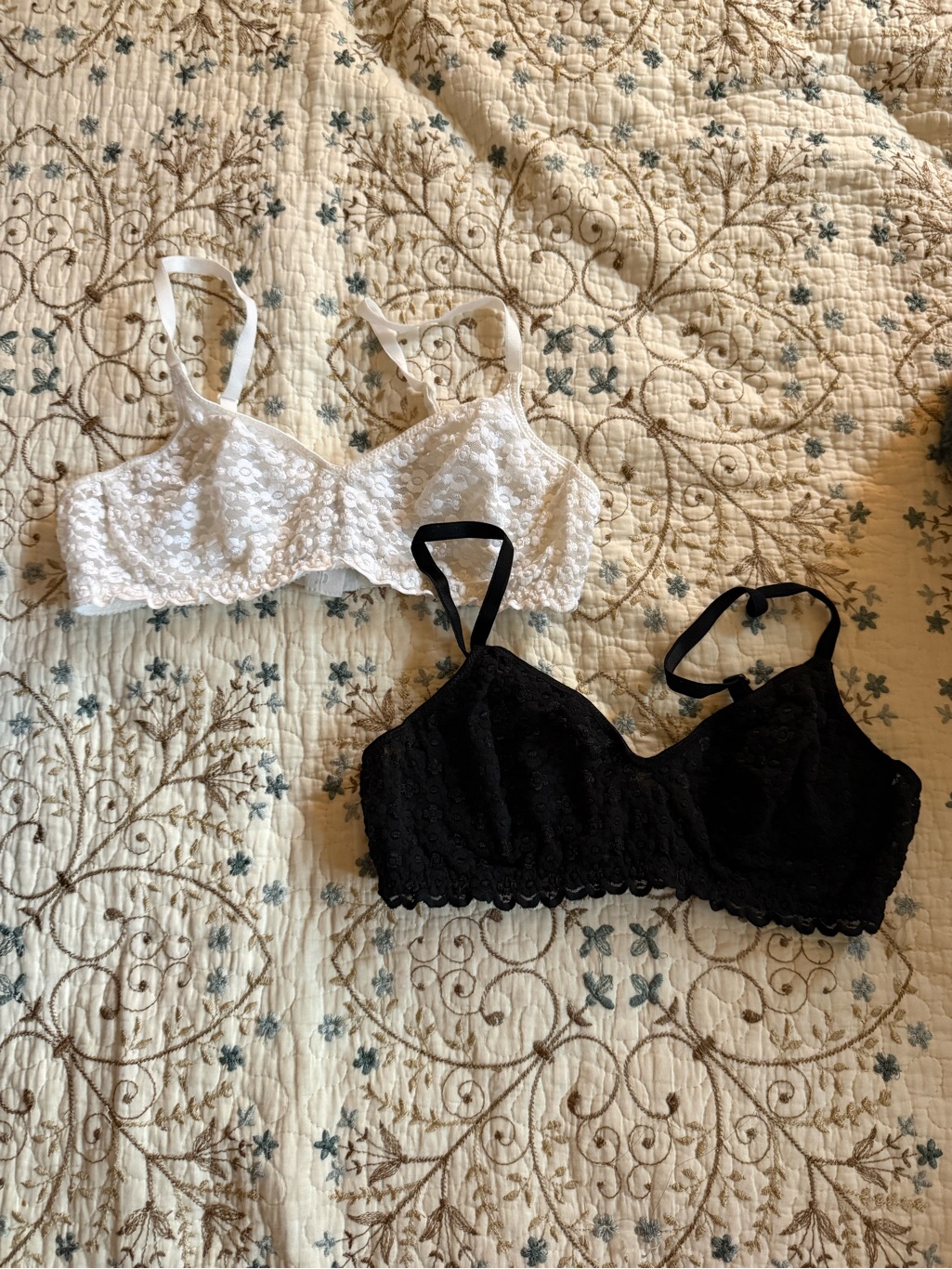 Vintage Lace Bralettes - White & Black